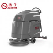 小型手推式洗地機(jī)，備受超市的喜愛