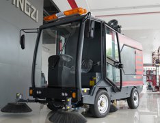 掃地車邊刷日常怎么清理？麻不麻煩